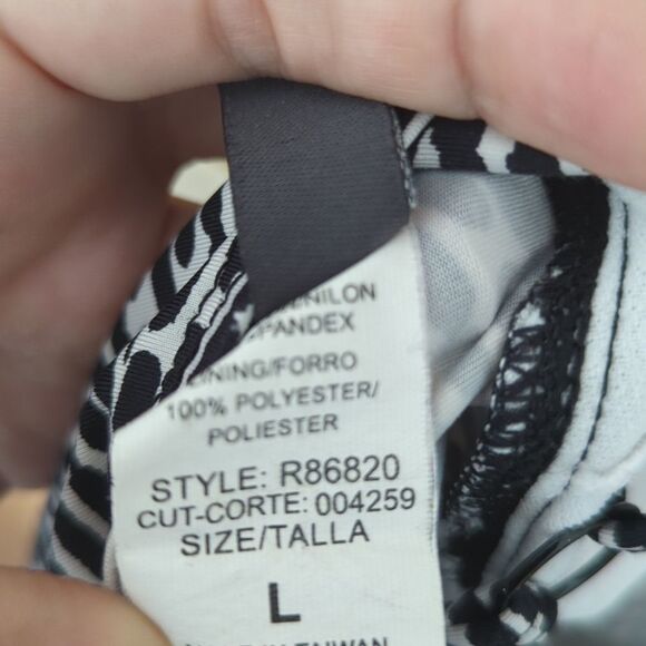 Large Kenneth Cole Reaction Black and White Tankini Swim Top Beach Pool - Picture 5 of 5